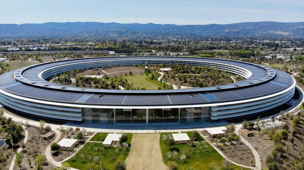 Apple HQ in Cupertino, California. Also known as the Spaceship or Apple Park in some articles. 